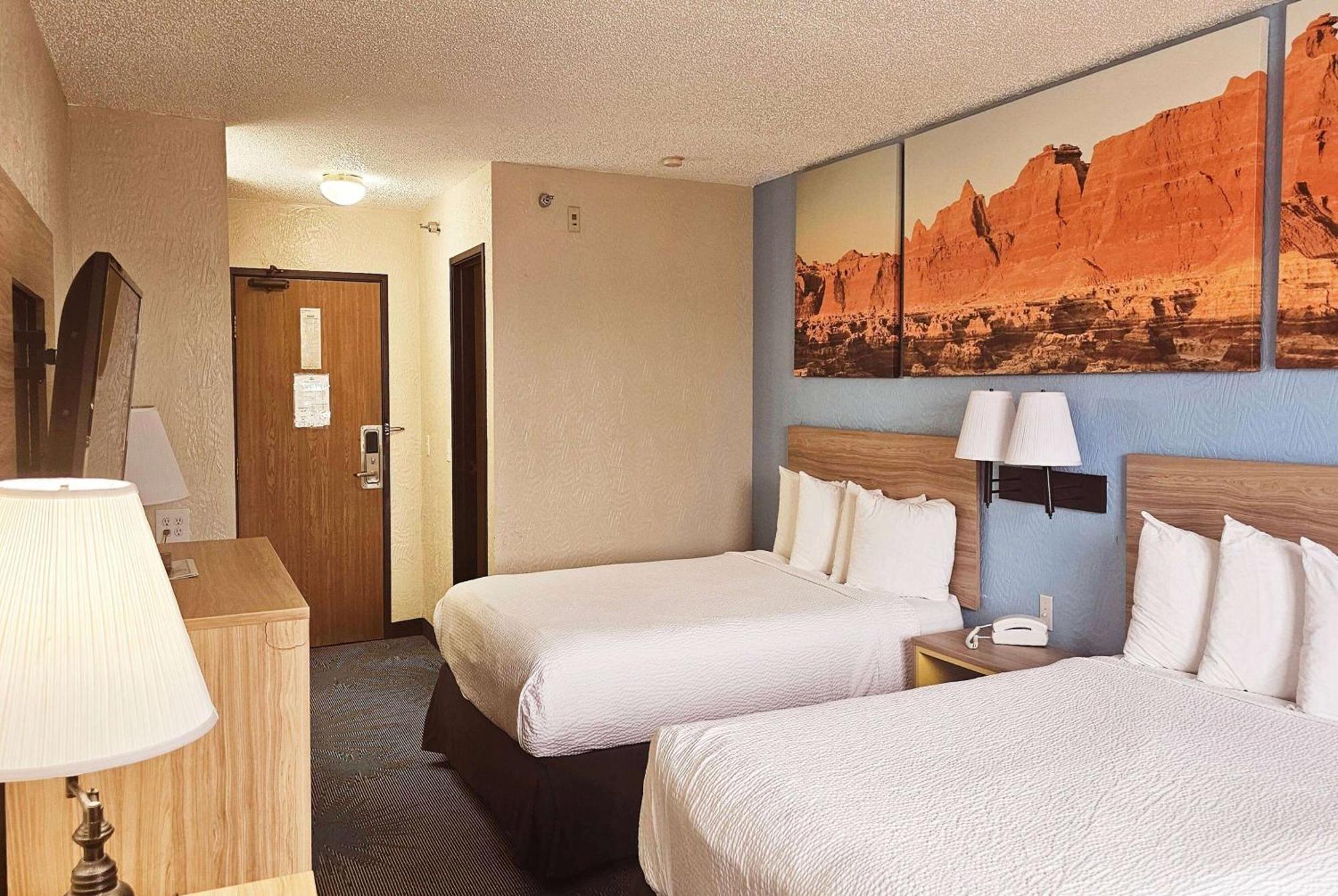 Days Inn By Wyndham Ozark Springfield Exterior photo